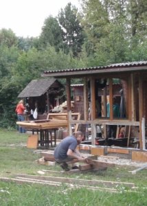 Gemeinsamer Bau eines Tinyhauses